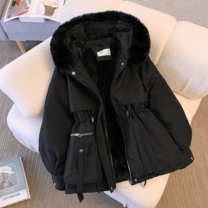 Erika | Eleganter Wintermantel mit Fell